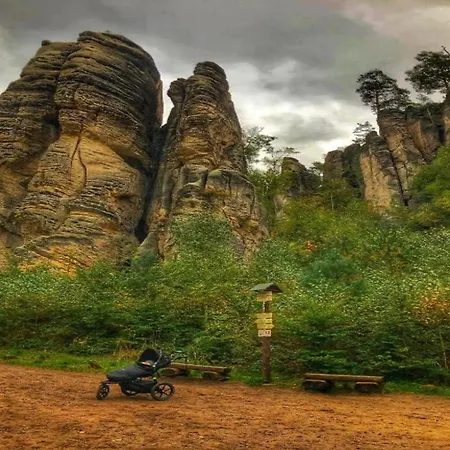 Tranquil North Bohemia Getaway *